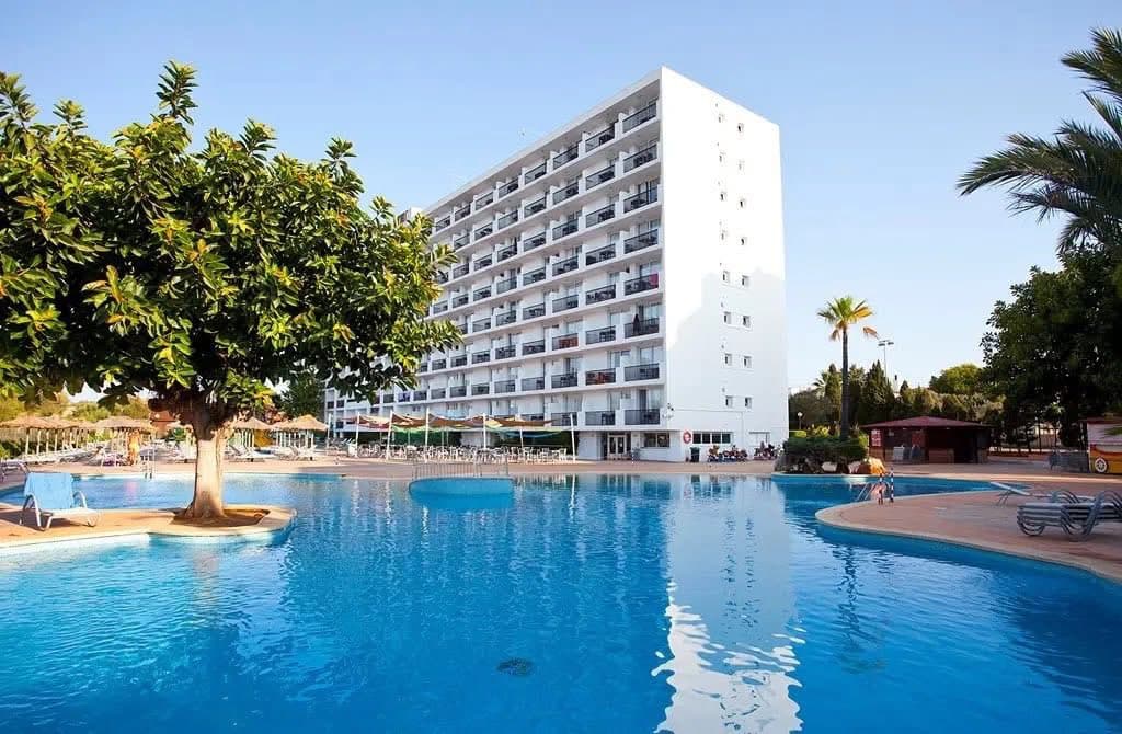 Family Holiday in Majorca - photo 2