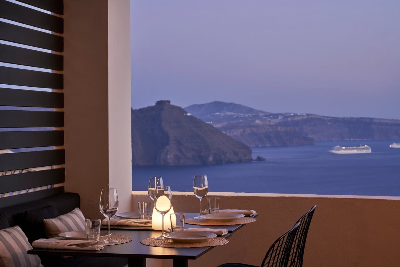 Mr & Mrs White Oia - main photo