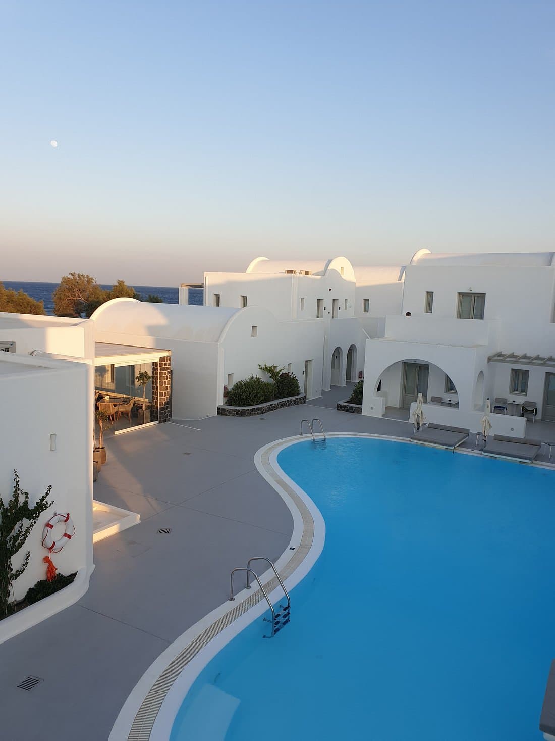Luxury Santorini Getaway - photo 3