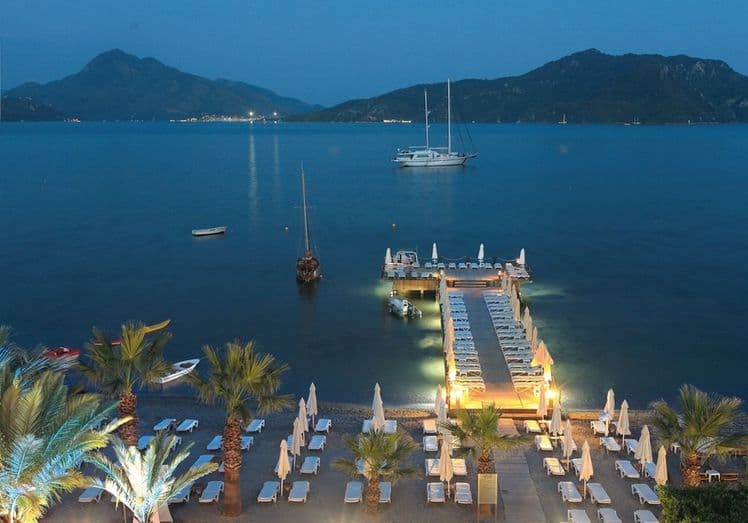 Club Cettia Apartments - photo 3