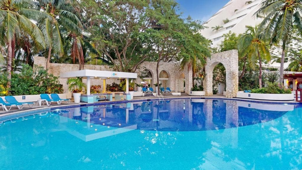 The Grand Oasis Palm - Cancun - photo 2