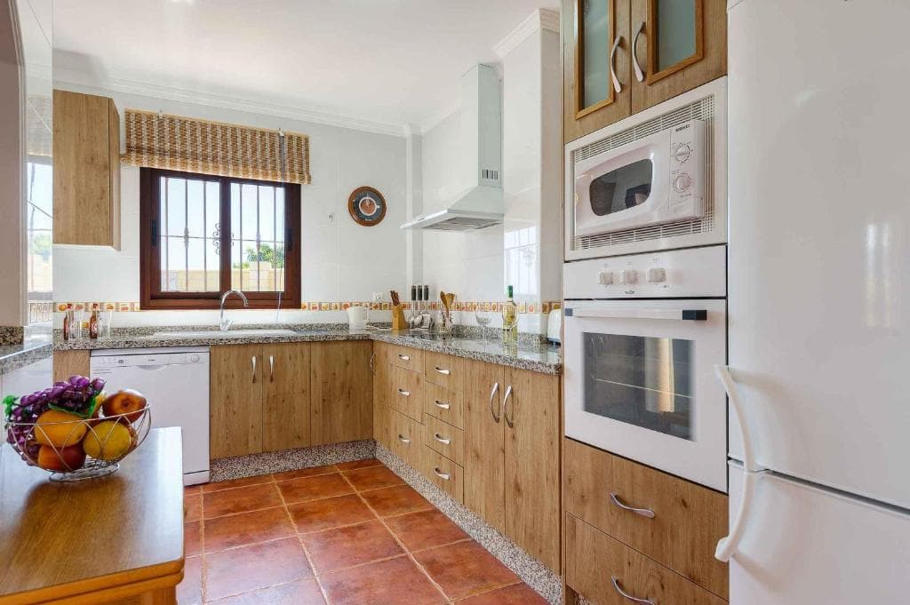 Villa Jara in Nerja - photo 2