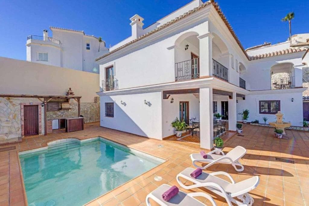 Villa Lara Pinta, Nerja - photo 2
