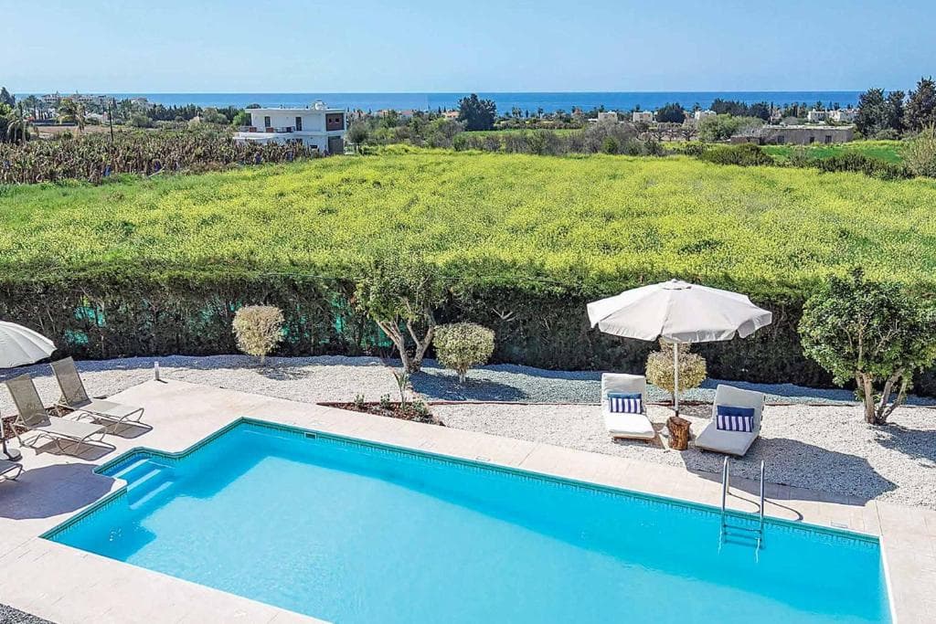 Villa Elena Coral Bay - Cyprus - photo 2