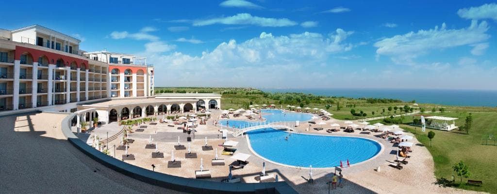 Lighthouse Golf and Spa Hotel in Balchik - photo 2