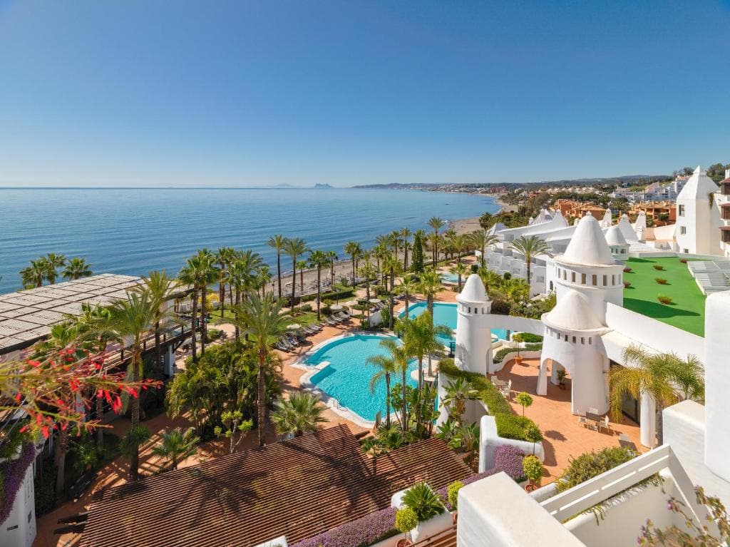H10 Estepona Palace - main photo