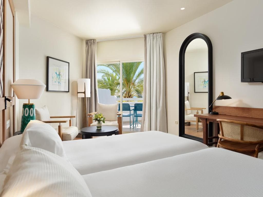 H10 Estepona Palace - photo 2