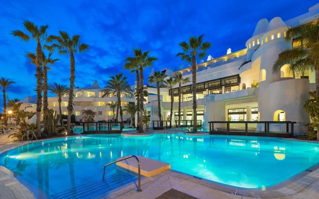 H10 Estepona Palace - photo 3
