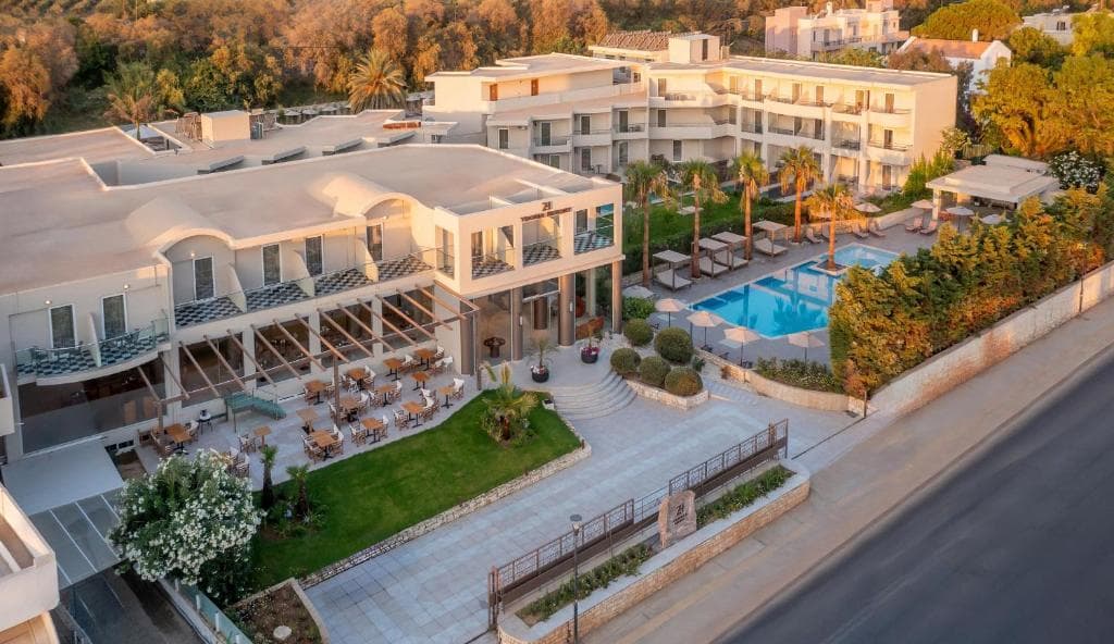 Zeus Hotels Ydoria Resort in Adelianos Kampos