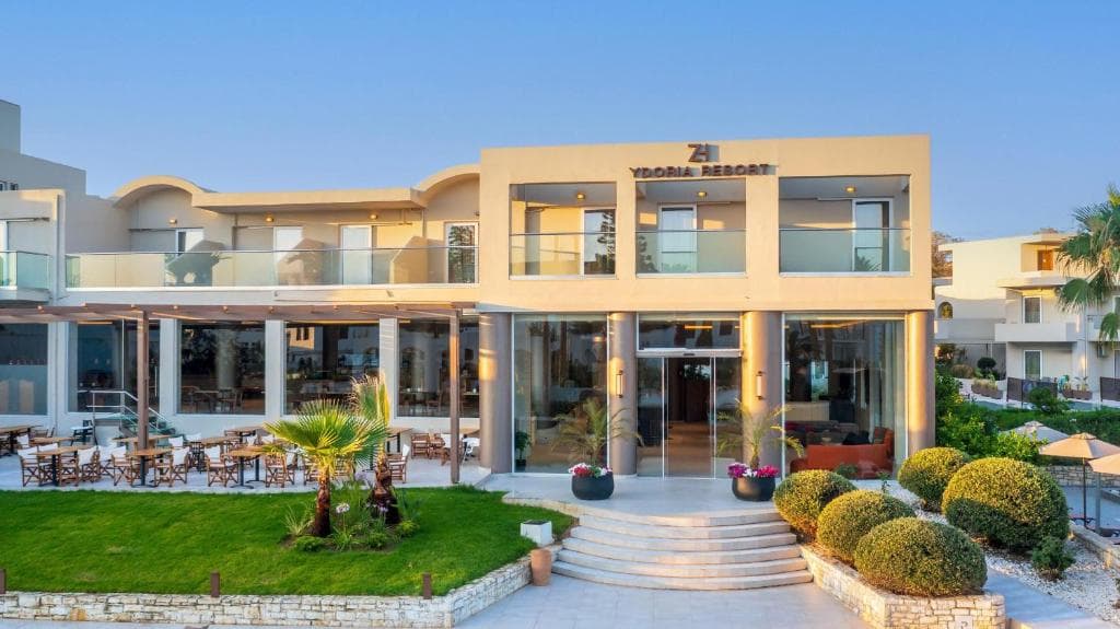 Zeus Hotels Ydoria Resort in Adelianos Kampos - photo 2