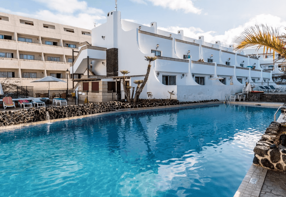Aparthotel Las Piramides - main photo