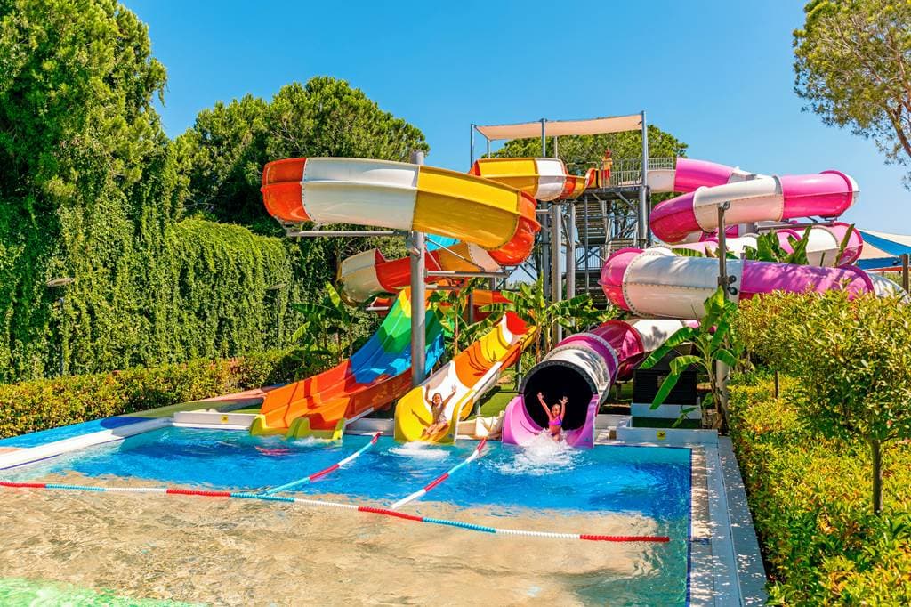 10 Nights in Antalya - main photo