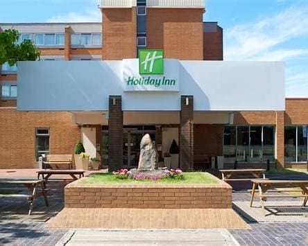 Holiday Inn Gatwick - main photo