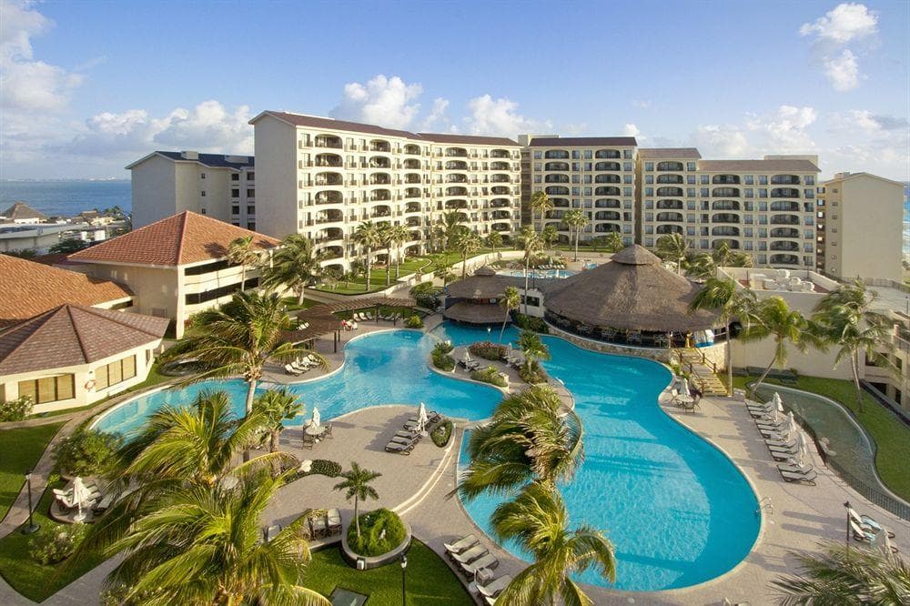 Emporio Cancun