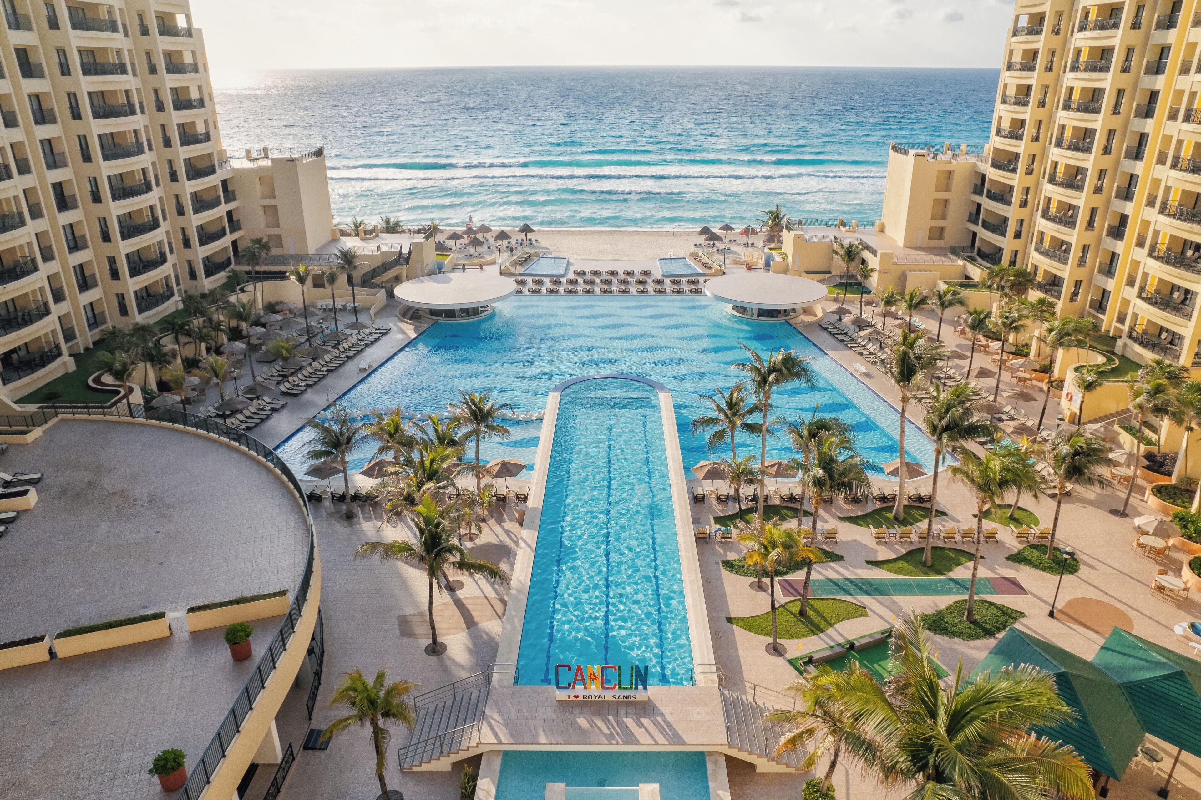 Holiday Inn Club Vacations The Royal Sands - photo 3