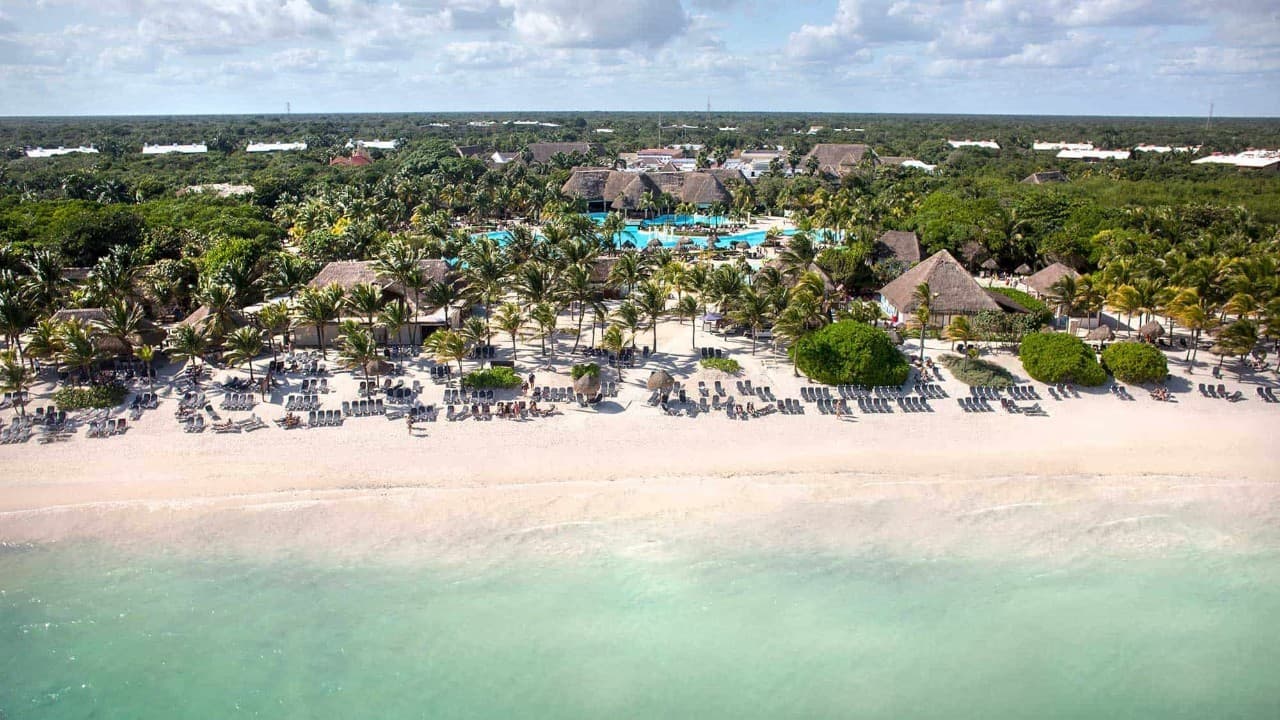 Grand Palladium Colonial Resort and Spa