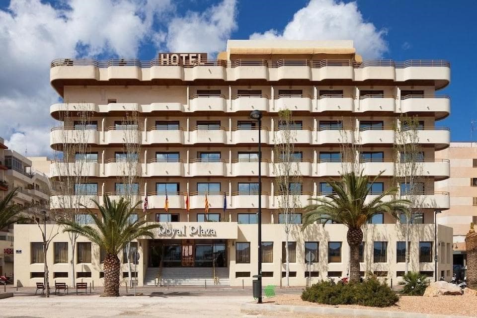 Royal Plaza hotel