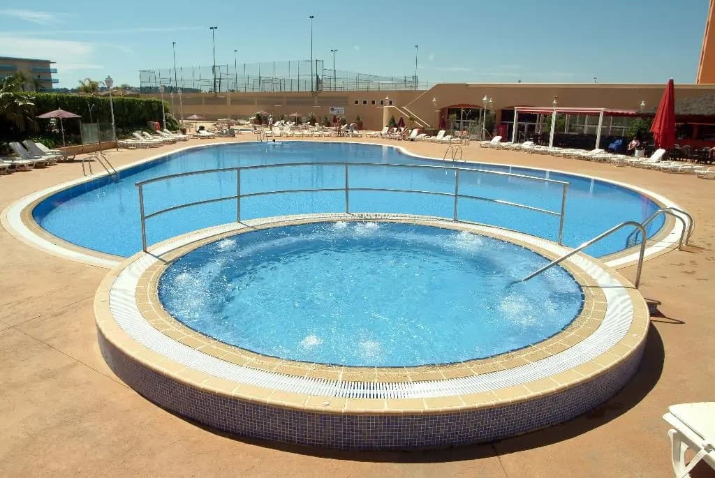 La Pineda, Ohtels La - photo 3