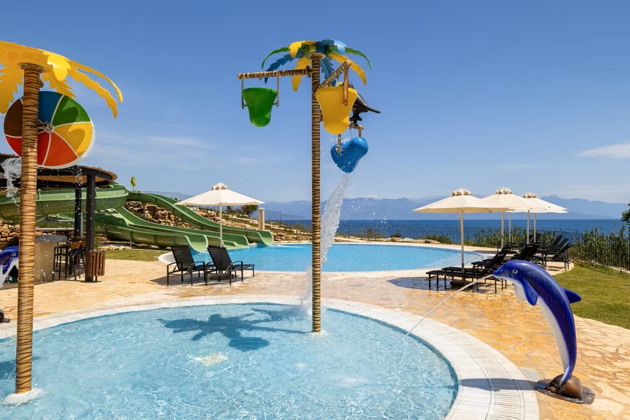 Luxury Family Stay - photo 3