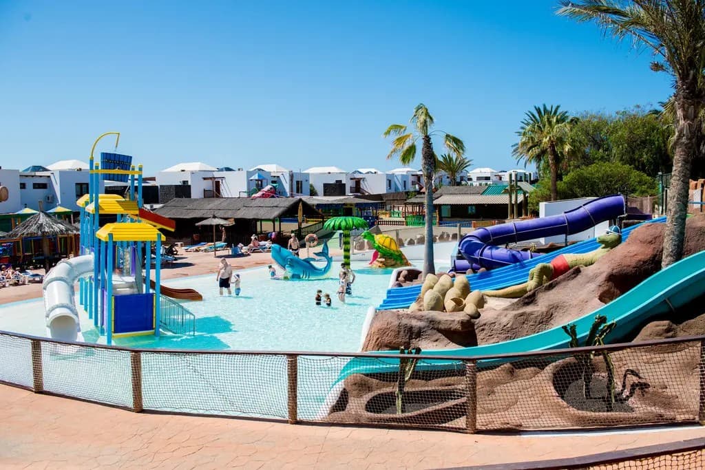 Paradise Island - main photo