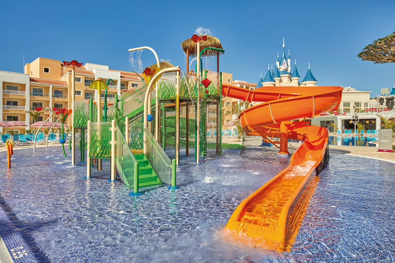 Tenerife Getaway (Stansted) - photo 2
